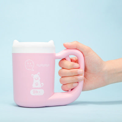 Portable dog paw cleaner cup