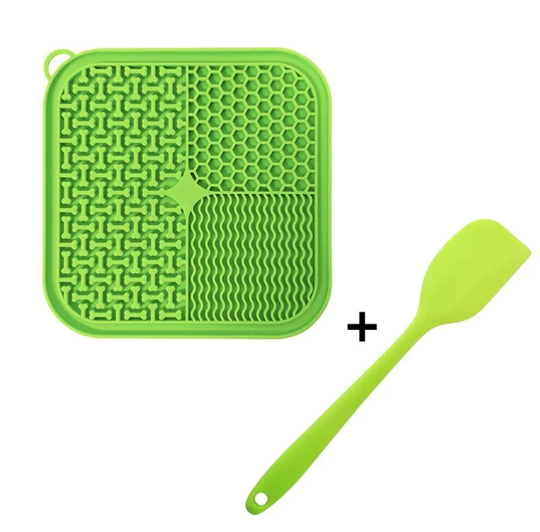 Lick Mat for Dogs with Suction Cups – Calming Treat Pad